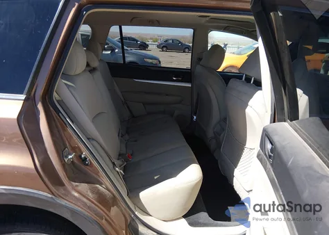 2011 Subaru Outback 2.5I Premium z USA, uszkodzony, nr VIN 4S4BRBGC9B3348774